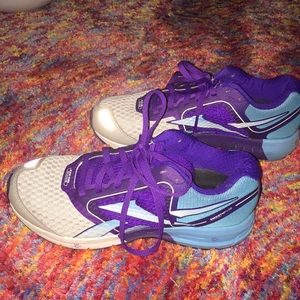 Reebok Running Purple & Teal One Guide size 6.5
